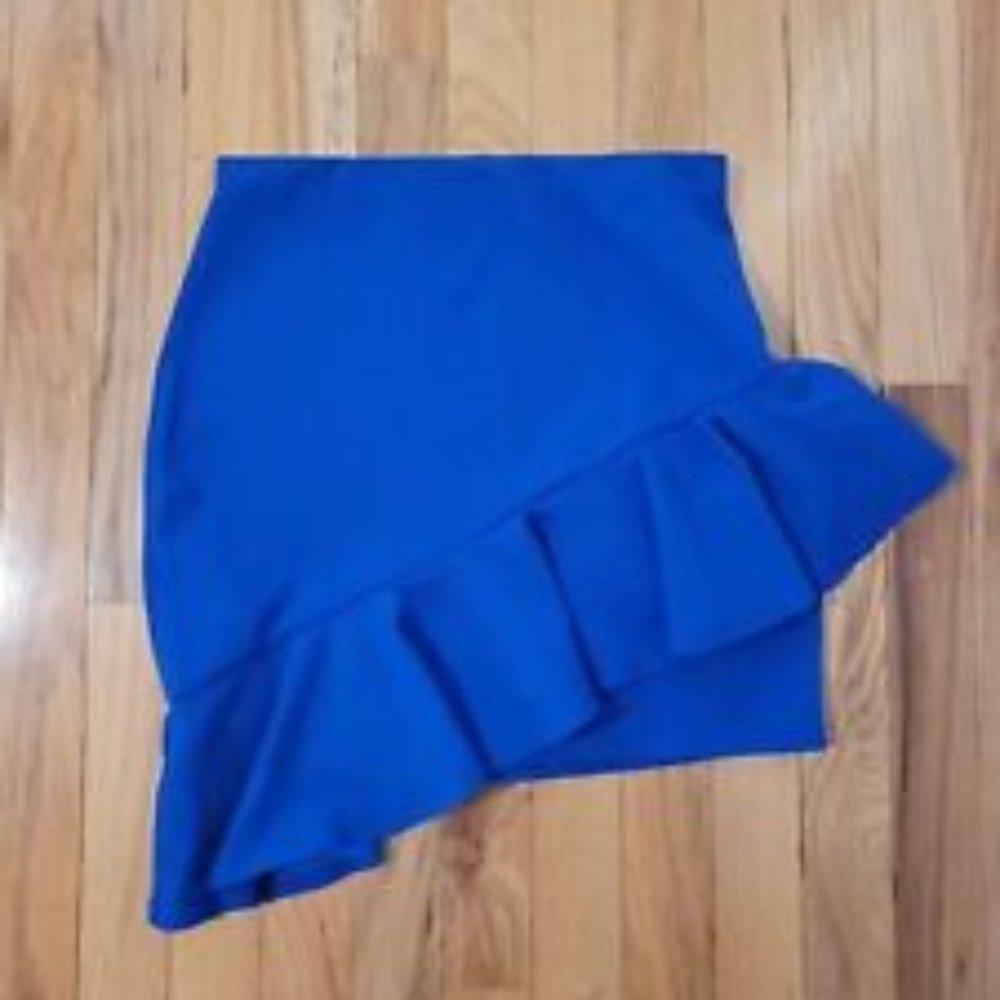 Blue Tight Mini Skirt with Asymmetrical Ruffle ~ Size M ~ NEW w/o tags ~ HOT!